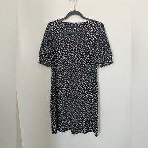 Tommy Hilfiger Black and White Floral Midi Dress PTP 20” x2